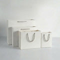 Bolsas de Papel LUJO Blancas con Asa Rizada Gruesa, Bolsas para Regalo, Compras y Tiendas, Papel Resistente para Packaging, Pack de 12 Bolsas, Varios Tamaños Disponibles - BOLSASYMASBCN.COM