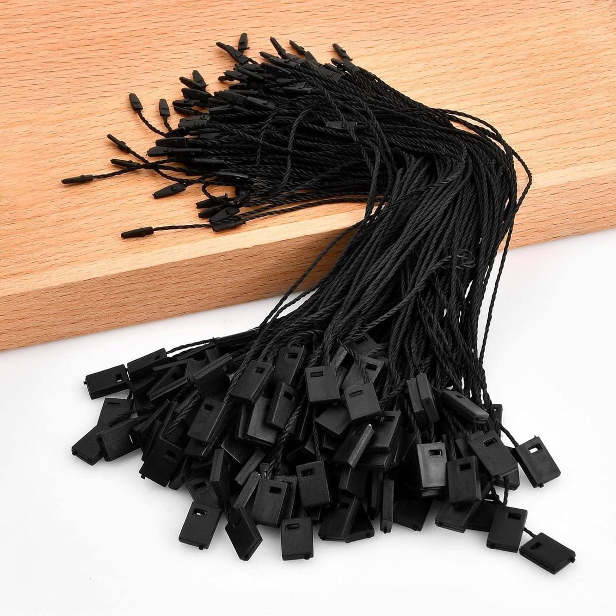 Cuerdas para Etiquetas Colgantes Negras con Cierre de Clic 19,5cm, Pack 1000 Precintos para Etiquetado de Ropa y Productos